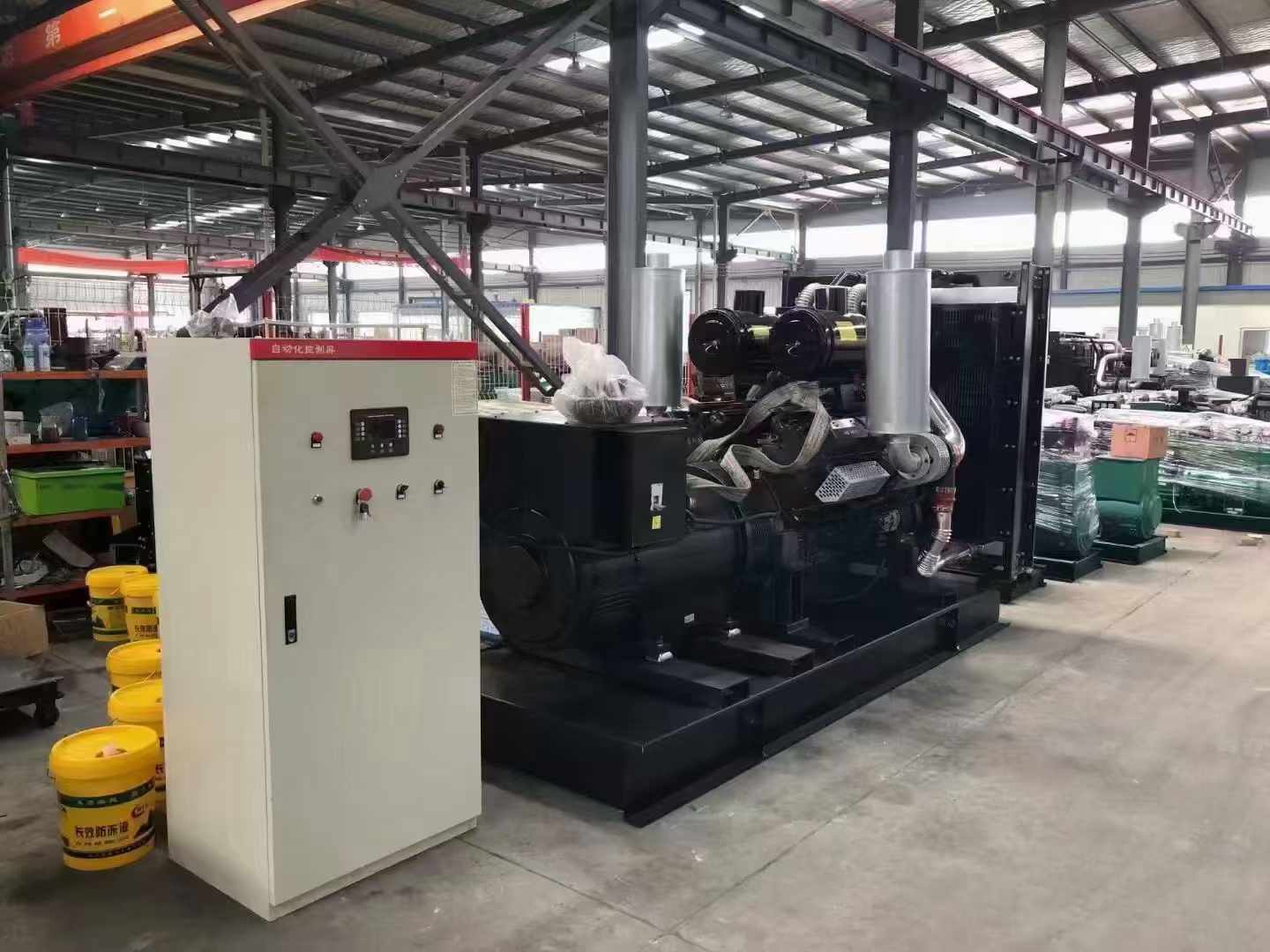 旌阳柴油发电机运行时的噪音和振动水平如何？
